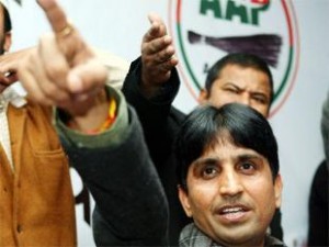 kumar vishwas aap party vs rahul gandhi